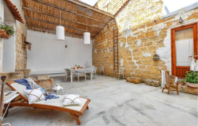 2 Bedroom Amazing Apartment In Trappeto